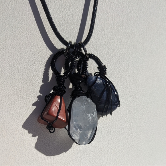 💎SOLD💎Sodalite Crystals Necklace Wire Wrap Red Jasper 🔮 - Picture 11 of 12